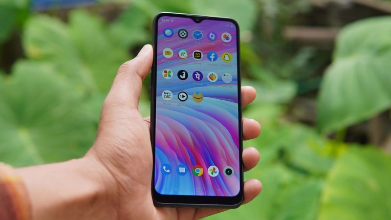 Khi nào cần thay mặt kính Realme C31?