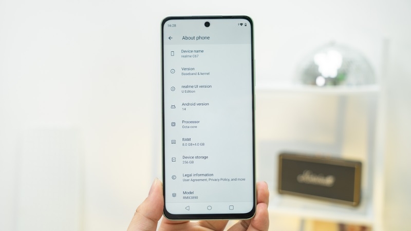 Dấu hiệu và nguyên nhân cần thay mặt kính Realme C67
