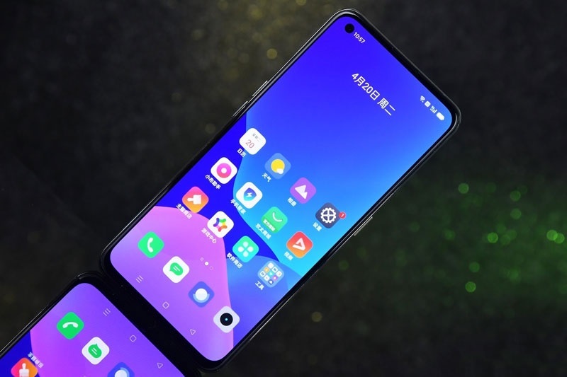 Biểu hiện của mặt kính Realme Q3 Pro bị hỏng