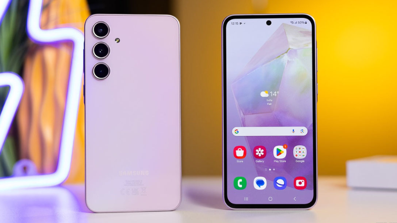 thay-mat-kinh-samsung-a35-1