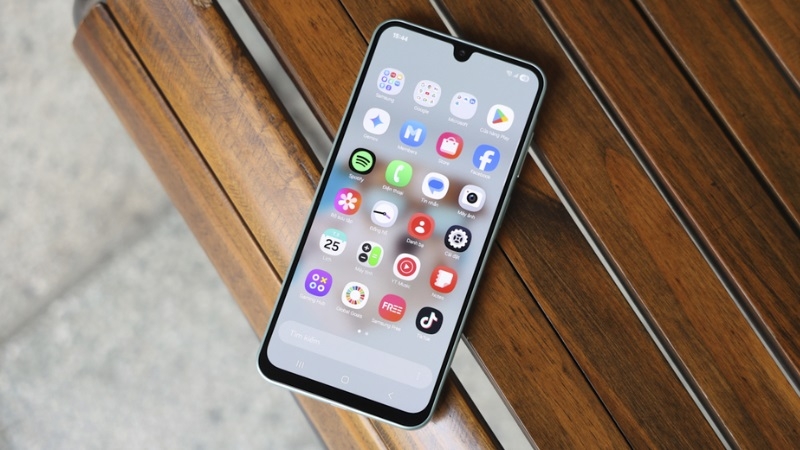 Dấu hiệu và nguyên nhân cần thay mặt kính Samsung Galaxy A26 Dấu hiệu và nguyên nhân cần thay mặt kính Samsung Galaxy A26