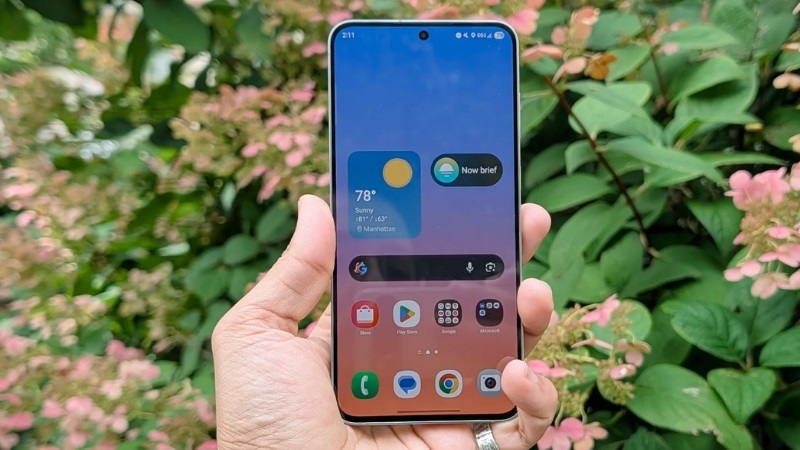 Dấu hiệu và nguyên nhân cần thay mặt kính Samsung Galaxy S25 FE