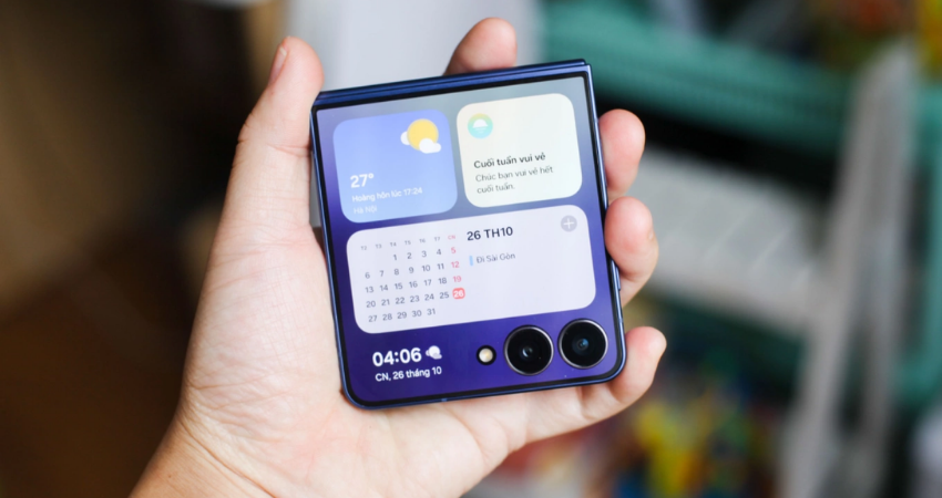 thay-mat-kinh-samsung-z-flip-7-o-da-nang
