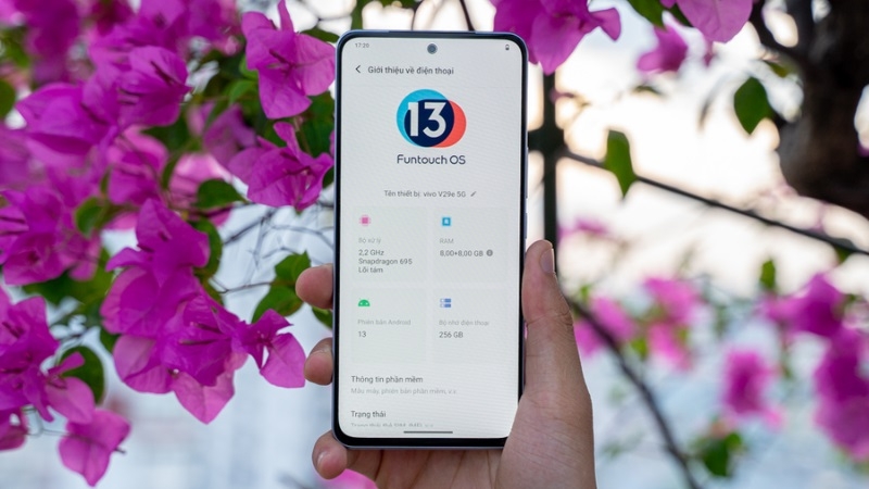 Dấu hiệu và nguyên nhân cần thay mặt kính Vivo V29E