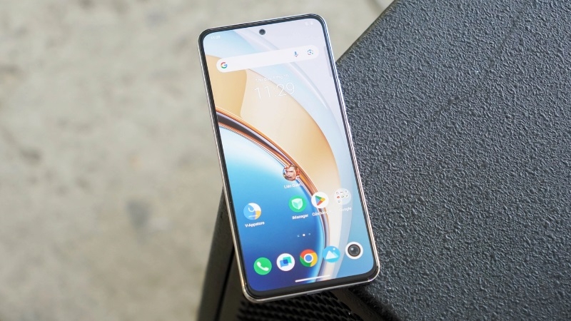 Dấu hiệu và nguyên nhân cần thay mặt kính Vivo V40 Lite