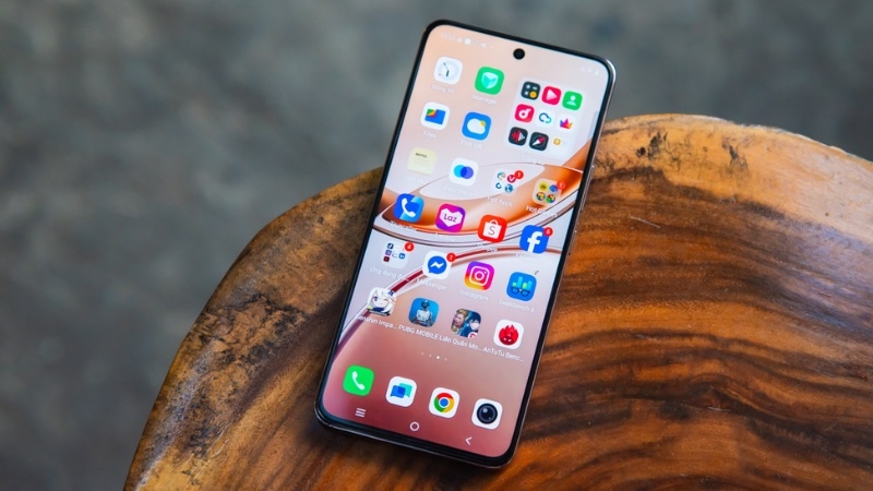 Dấu hiệu và nguyên nhân cần thay mặt kính Vivo V50 Lite 5G