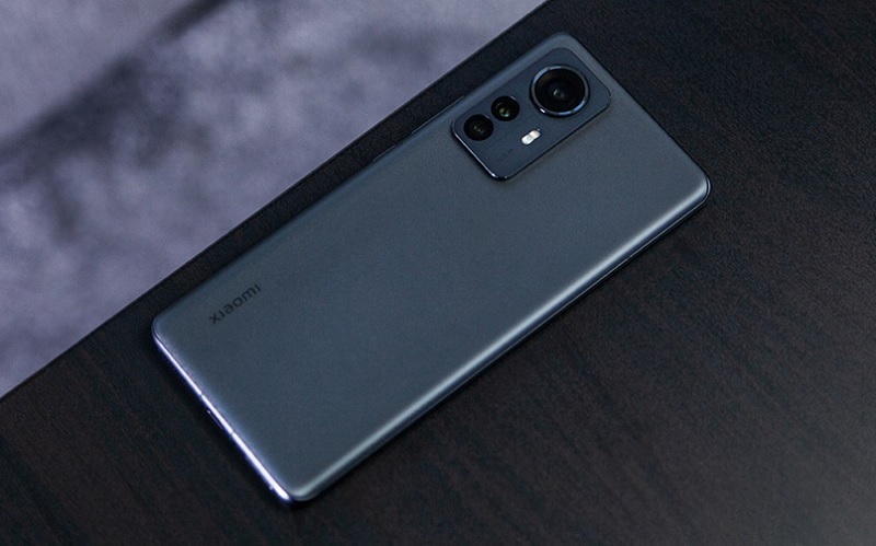 Khi nào thì bạn nên thay mặt kính Xiaomi 12s Pro 5G?