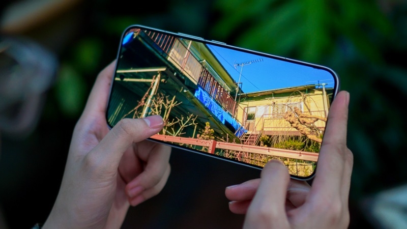 Dấu hiệu và nguyên nhân cần thay mặt kính Xiaomi 15T Pro 5G Dấu hiệu và nguyên nhân cần thay mặt kính Xiaomi 15T Pro 5G