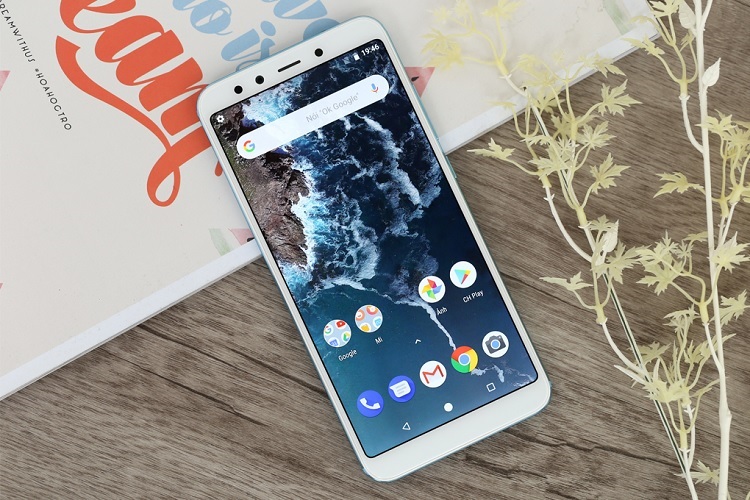 Phân biệt giữa thay mặt kính và thay màn hình Xiaomi Mi A2