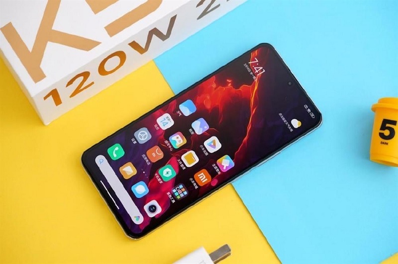 Trường hợp cần phải thay mặt kính Xiaomi Redmi K50 Pro
