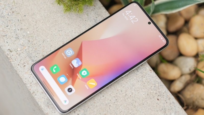 Dấu hiệu và nguyên nhân cần thay mặt kính Xiaomi Redmi K60