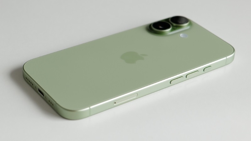 Khi nào cần thay nắp lưng iPhone 17?