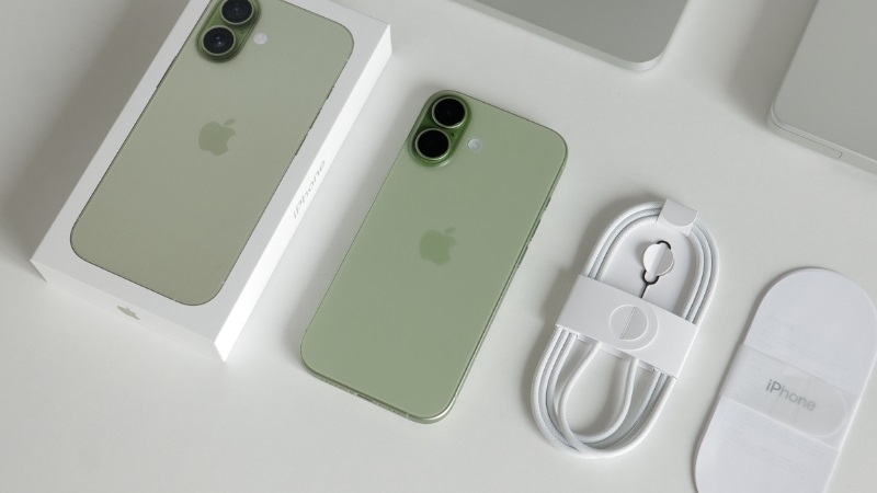 Khi nào cần thay nắp lưng iPhone 17?