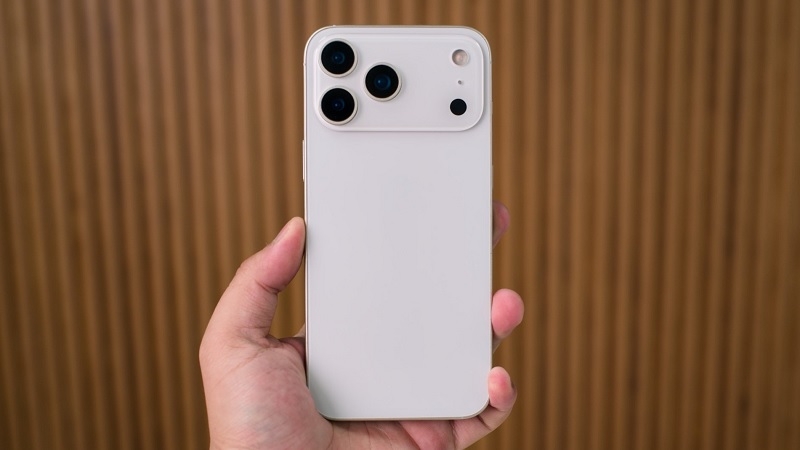 Dấu hiệu và nguyên nhân cần thay nắp lưng iPhone 17 Pro Max Dấu hiệu và nguyên nhân cần thay nắp lưng iPhone 17 Pro Max