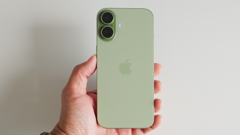 Khi nào cần thay nắp lưng iPhone 17?