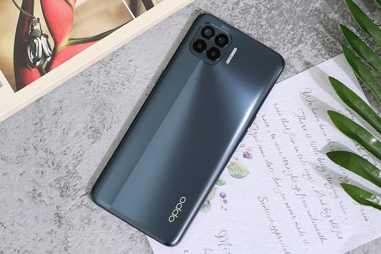 thay-nap-lung-oppo-a93