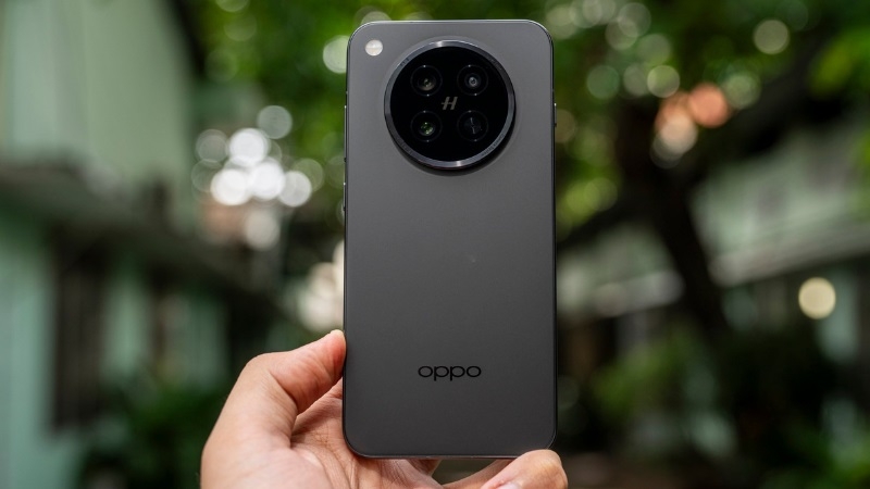 Dấu hiệu và nguyên nhân cần thay nắp lưng Oppo Find X8s Dấu hiệu và nguyên nhân cần thay nắp lưng Oppo Find X8s