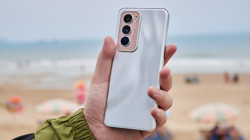 Khi nào bạn cần thay nắp lưng OPPO Reno12 5G? Khi nào bạn cần thay nắp lưng OPPO Reno12 5G?