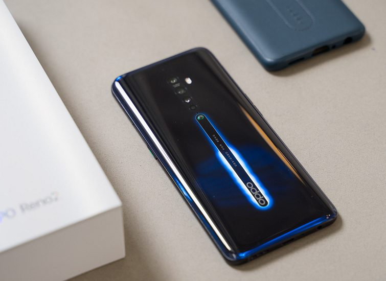 thay-nap-lung-oppo-reno2