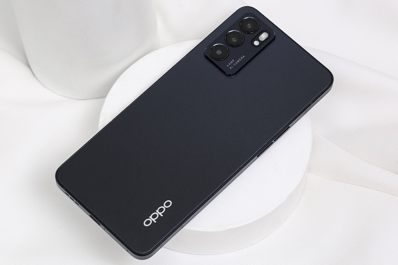 Trường hợp cần thay nắp lưng OPPO Reno6 5G