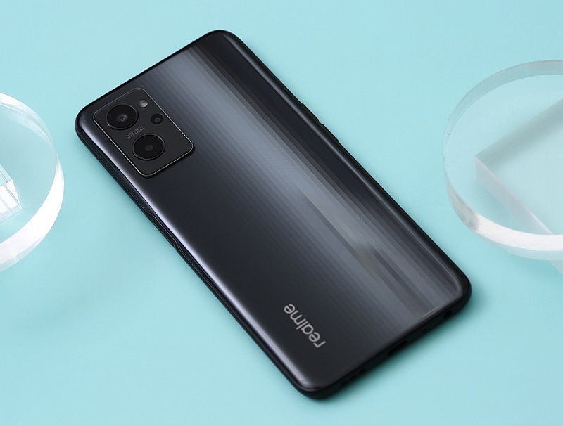 Dấu hiệu nhận biết điện thoại Realme 9i bị hỏng nắp lưng