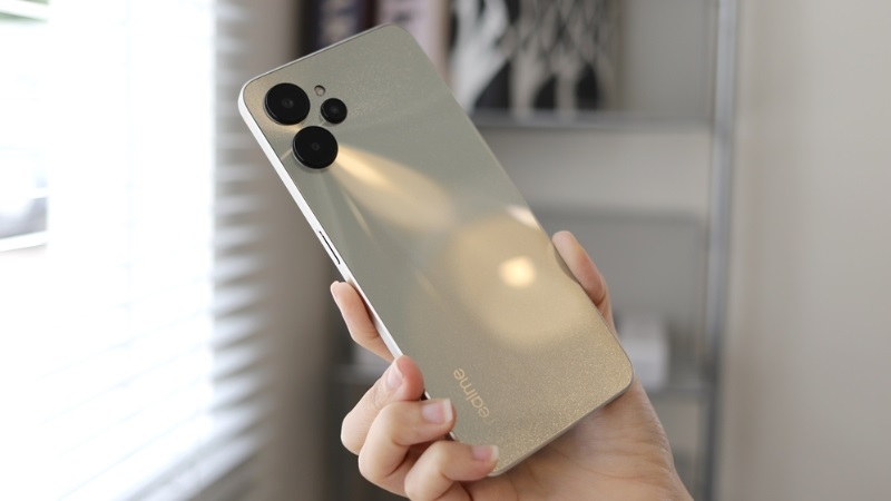 Dấu hiệu và nguyên nhân cần thay nắp lưng Realme 9i 5G