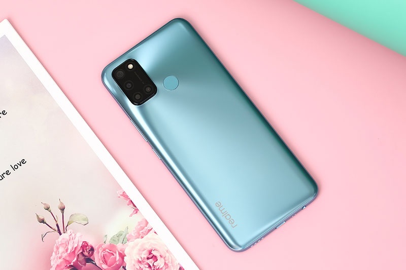 Trường hợp nào cần thay nắp lưng Realme C17?