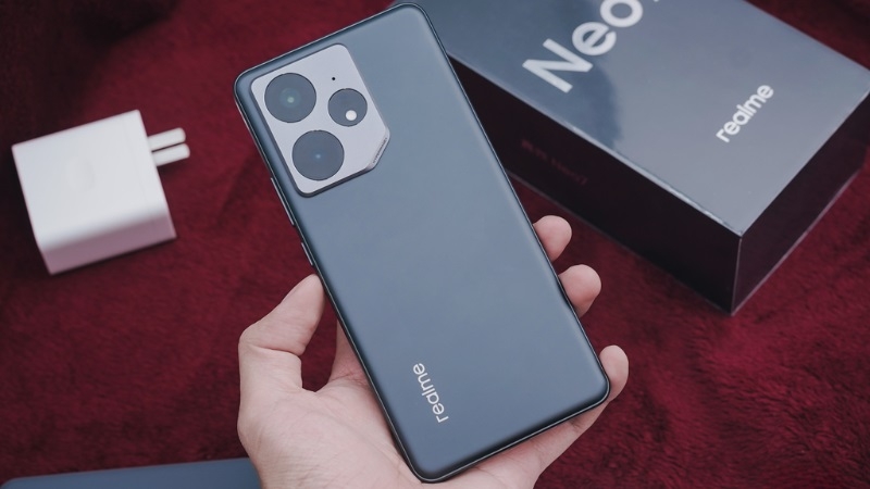 Khi nào cần thay nắp lưng Realme Neo7? Khi nào cần thay nắp lưng Realme Neo7?