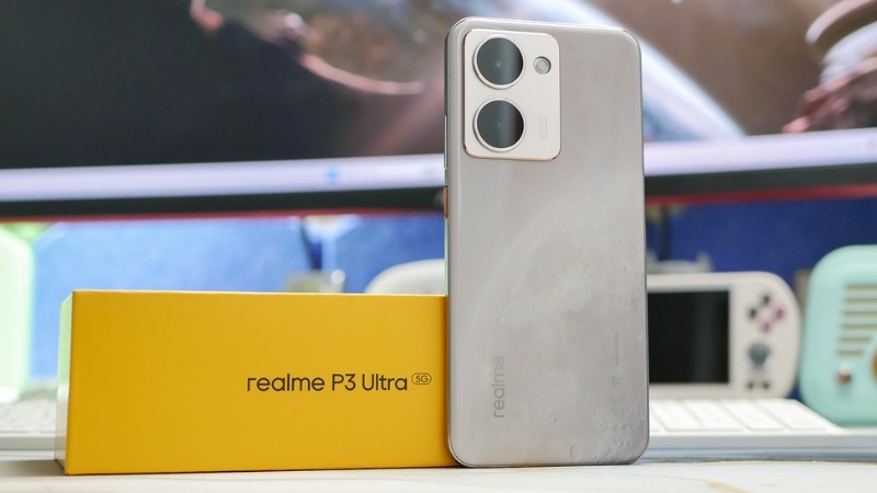 Khi nào cần thay nắp lưng Realme P3 Ultra 5G?
