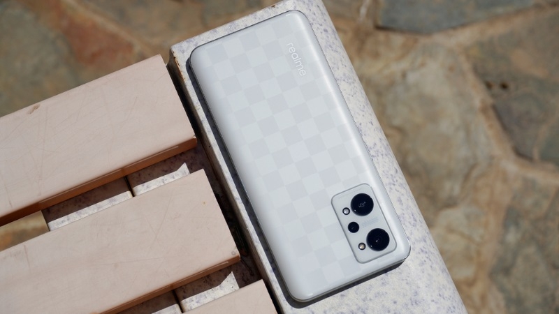 Khi nào cần thay nắp lưng Realme Q5 Pro? Khi nào cần thay nắp lưng Realme Q5 Pro?