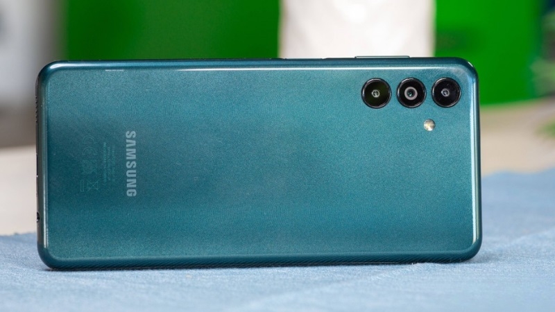 Dấu hiệu và nguyên nhân cần thay nắp lưng Samsung Galaxy A04s Dấu hiệu và nguyên nhân cần thay nắp lưng Samsung Galaxy A04s