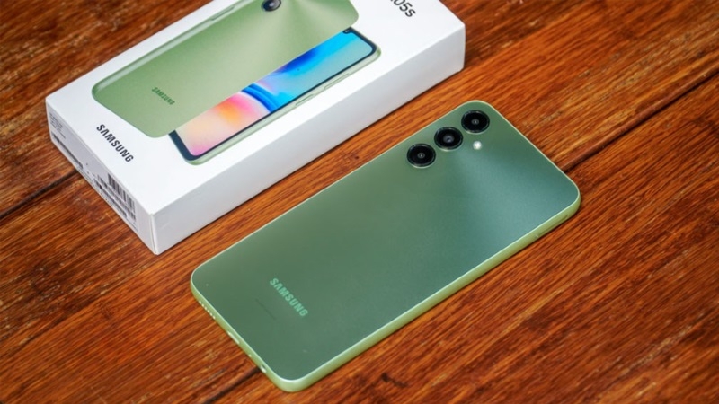 Dấu hiệu và nguyên nhân cần thay nắp lưng Samsung Galaxy A05s Dấu hiệu và nguyên nhân cần thay nắp lưng Samsung Galaxy A05s