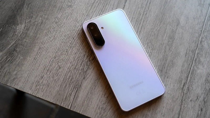 Dấu hiệu và nguyên nhân cần thay nắp lưng Samsung Galaxy A36 5G