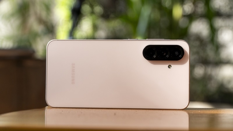 Khi nào cần thay nắp lưng Samsung Galaxy A56 5G?