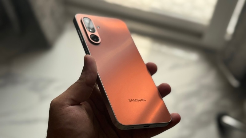 Khi nào cần thay nắp lưng Samsung Galaxy M36 5G? Khi nào cần thay nắp lưng Samsung Galaxy M36 5G?