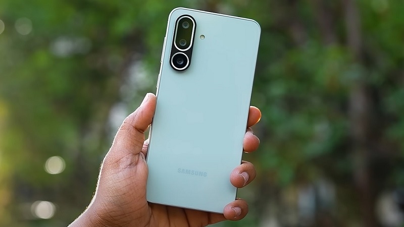 Dấu hiệu và nguyên nhân cần thay nắp lưng Samsung Galaxy M56 5G