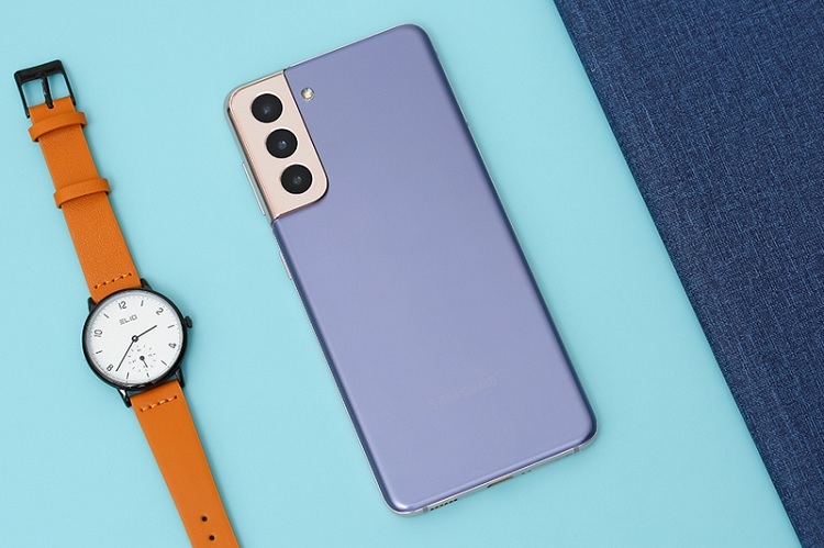 Khi nào cần thay nắp lưng Samsung Galaxy S21?