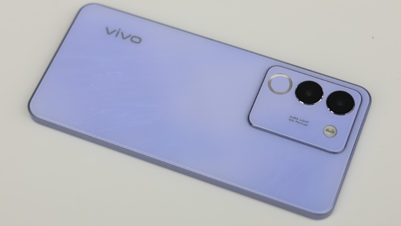Dấu hiệu và nguyên nhân cần thay nắp lưng Vivo V29E Dấu hiệu và nguyên nhân cần thay nắp lưng Vivo V29E
