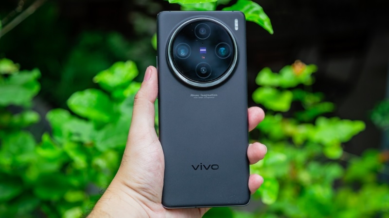 Dấu hiệu và nguyên nhân cần thay nắp lưng Vivo X100 Dấu hiệu và nguyên nhân cần thay nắp lưng Vivo X100