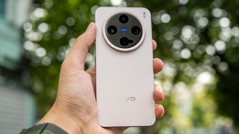 Dấu hiệu và nguyên nhân cần thay nắp lưng Vivo X200 Pro Mini Dấu hiệu và nguyên nhân cần thay nắp lưng Vivo X200 Pro Mini