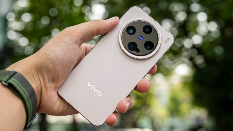 Dấu hiệu và nguyên nhân cần thay nắp lưng Vivo X200 Pro Mini Dấu hiệu và nguyên nhân cần thay nắp lưng Vivo X200 Pro Mini