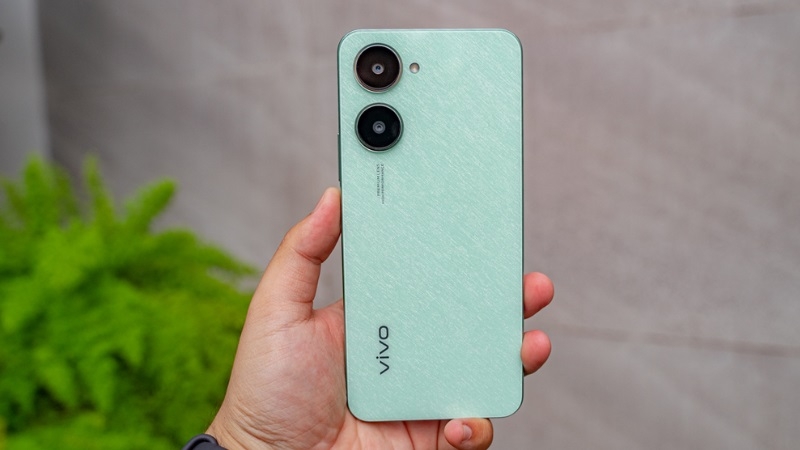 Khi nào cần thay nắp lưng Vivo Y03?