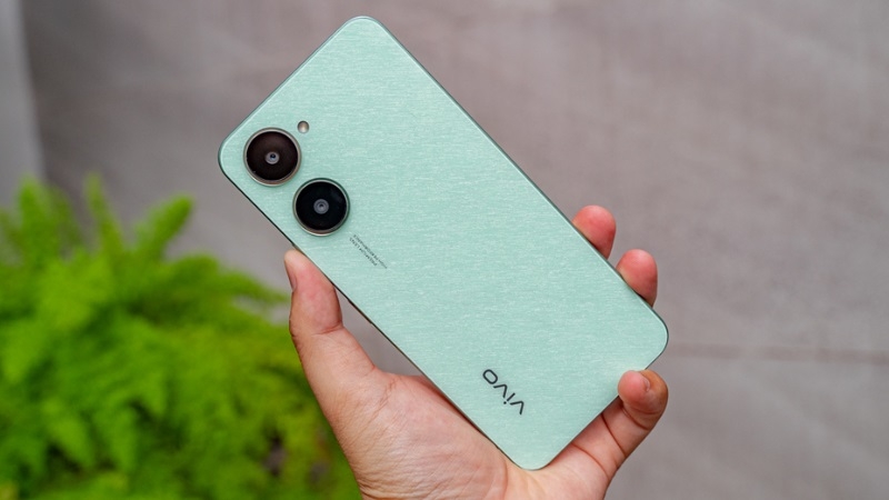 Khi nào cần thay nắp lưng Vivo Y03?