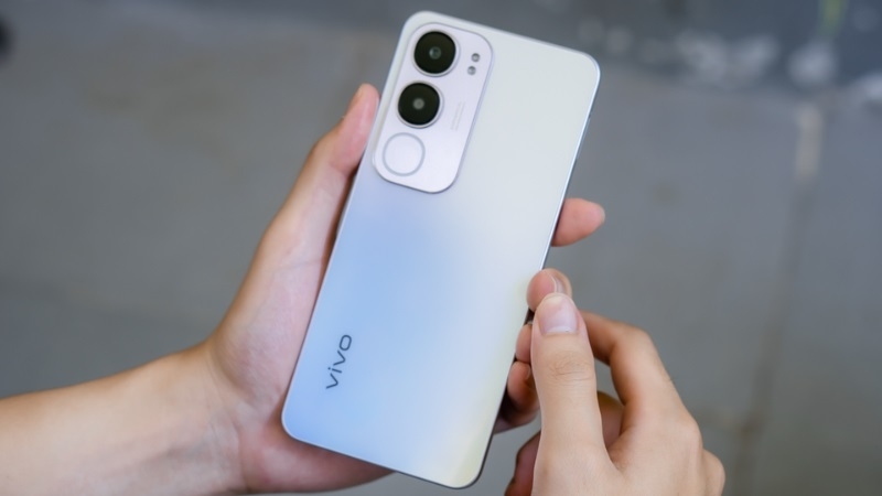 Khi nào cần thay nắp lưng Vivo Y19s?