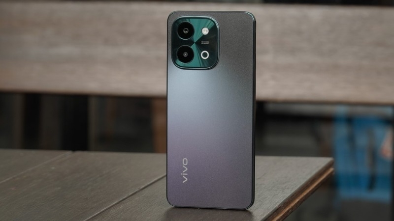 Dấu Hiệu và Nguyên Nhân Cần Thay Nắp Lưng Vivo Y28