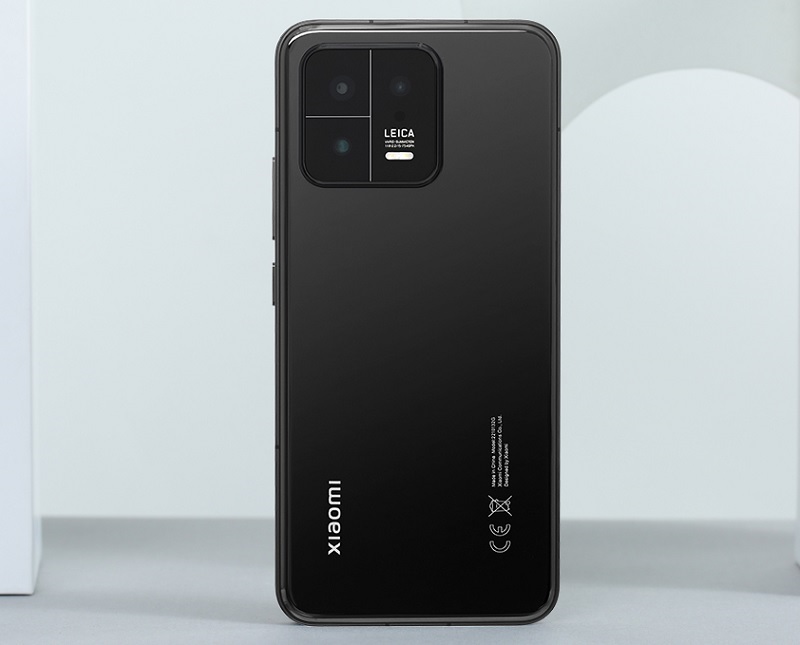 Đâu là nguyên nhân khiến nắp lưng Xiaomi 13 bị hỏng?