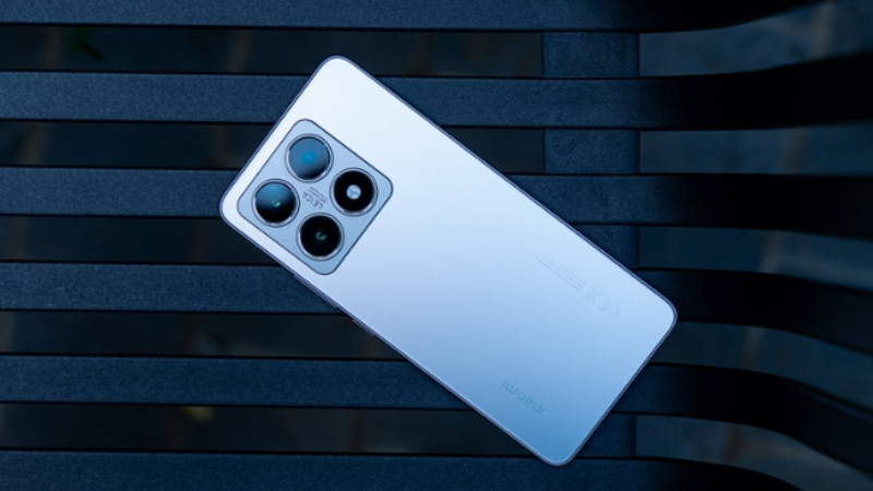 thay-nap-lung-xiaomi-14t-pro-3