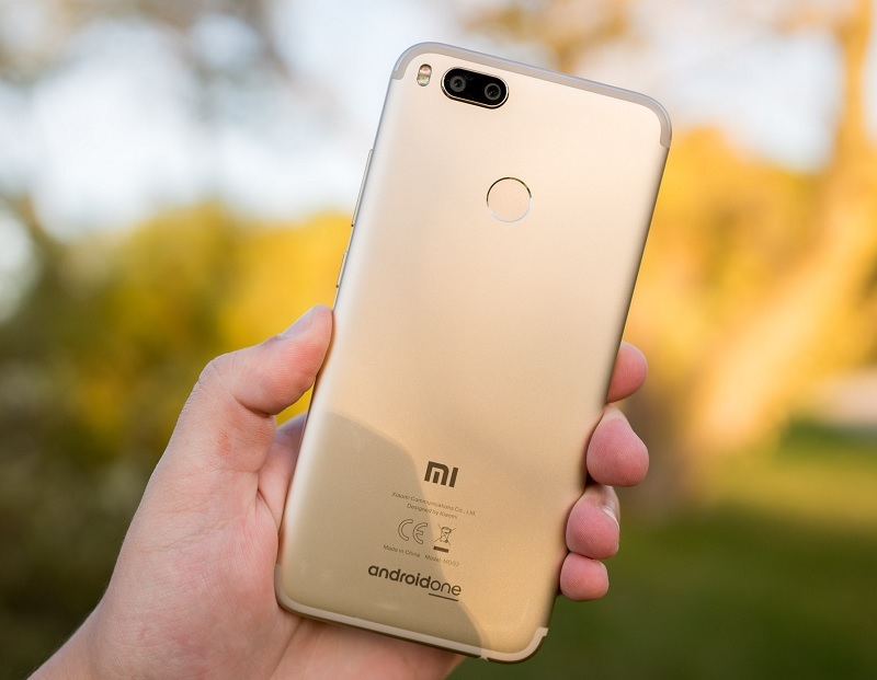 Khi nào cần thay nắp lưng Xiaomi Mi A1?