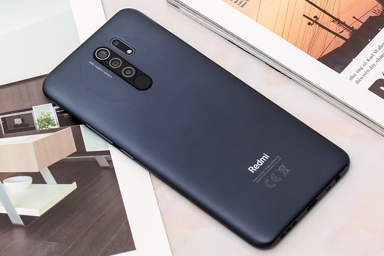 Dấu hiệu cần thay nắp lưng Xiaomi Redmi 9