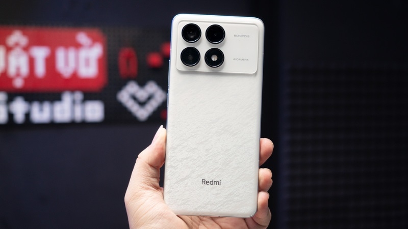 Dấu hiệu và nguyên nhân cần thay nắp lưng Xiaomi Redmi K70